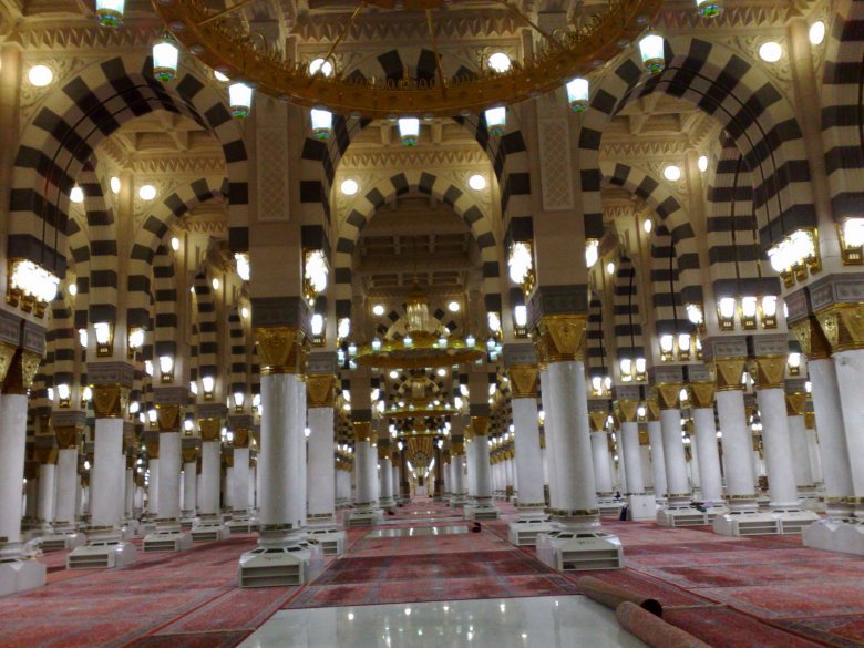 Inside masjid un nabawi